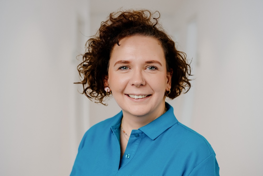 hausarzt-wiesbaden-kardiologie- borchert-praxismanagerin hausarzt-wiesbaden-kardiologie- borchert-praxismanagerin